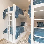 Lovely With Balcony In Sagrada Familia برشلونة